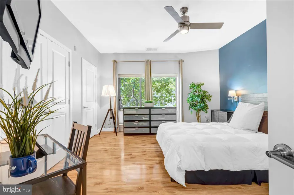 8005 13TH STREET #106 Silver Spring, MD 20910