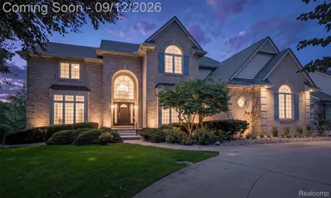 46652 Red Oak Drive