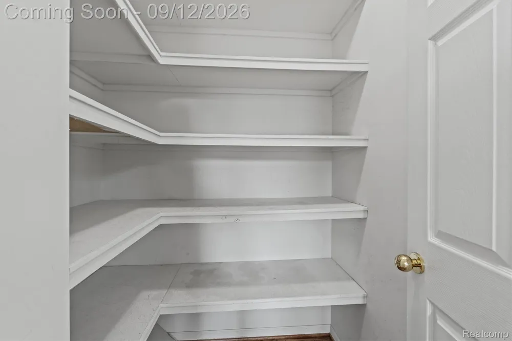 46652 Red Oak Drive Northville Township, MI 48168