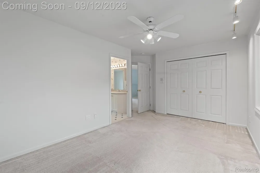 46652 Red Oak Drive Northville Township, MI 48168