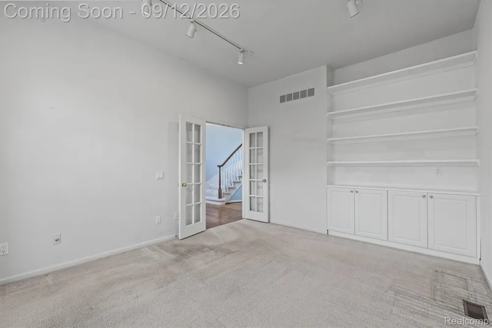 46652 Red Oak Drive Northville Township, MI 48168