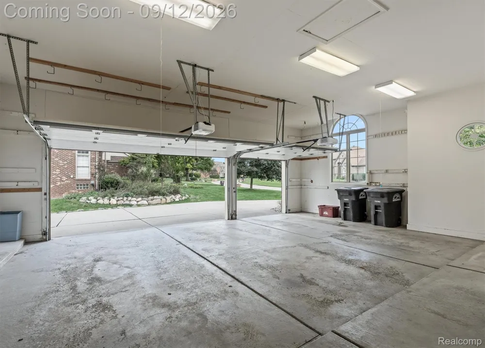46652 Red Oak Drive Northville Township, MI 48168