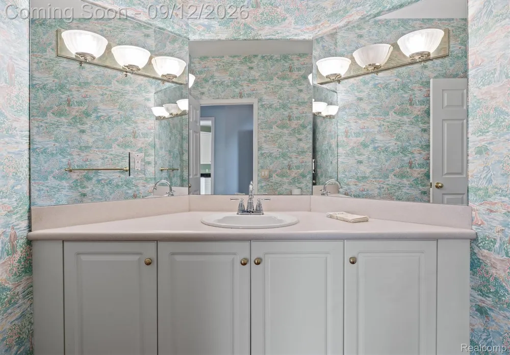46652 Red Oak Drive Northville Township, MI 48168