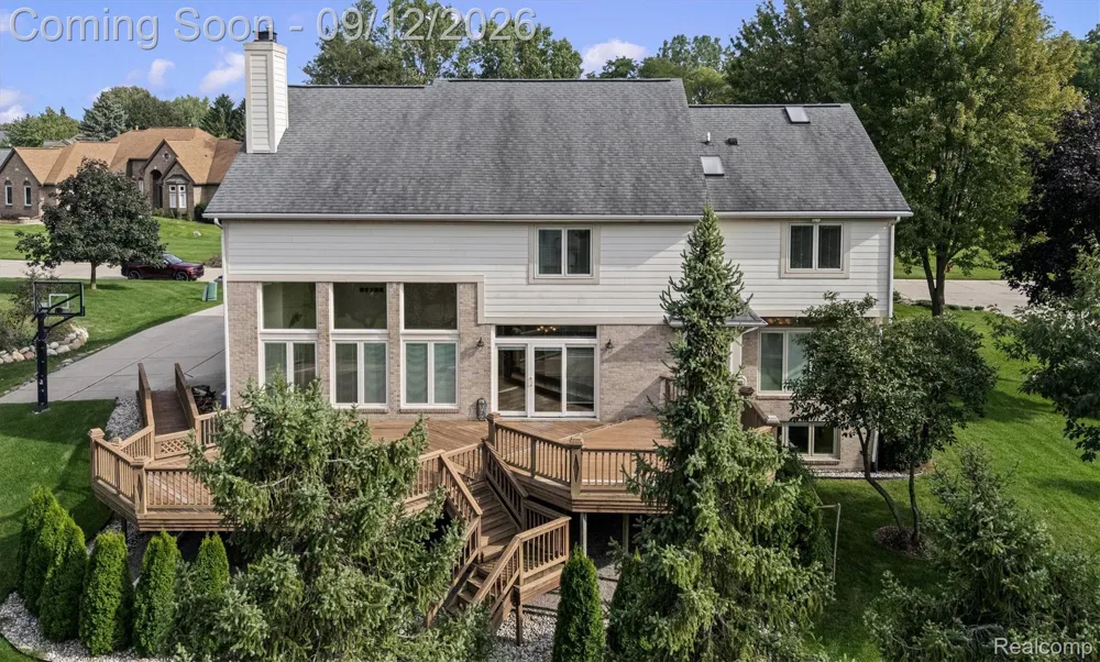 46652 Red Oak Drive Northville Township, MI 48168