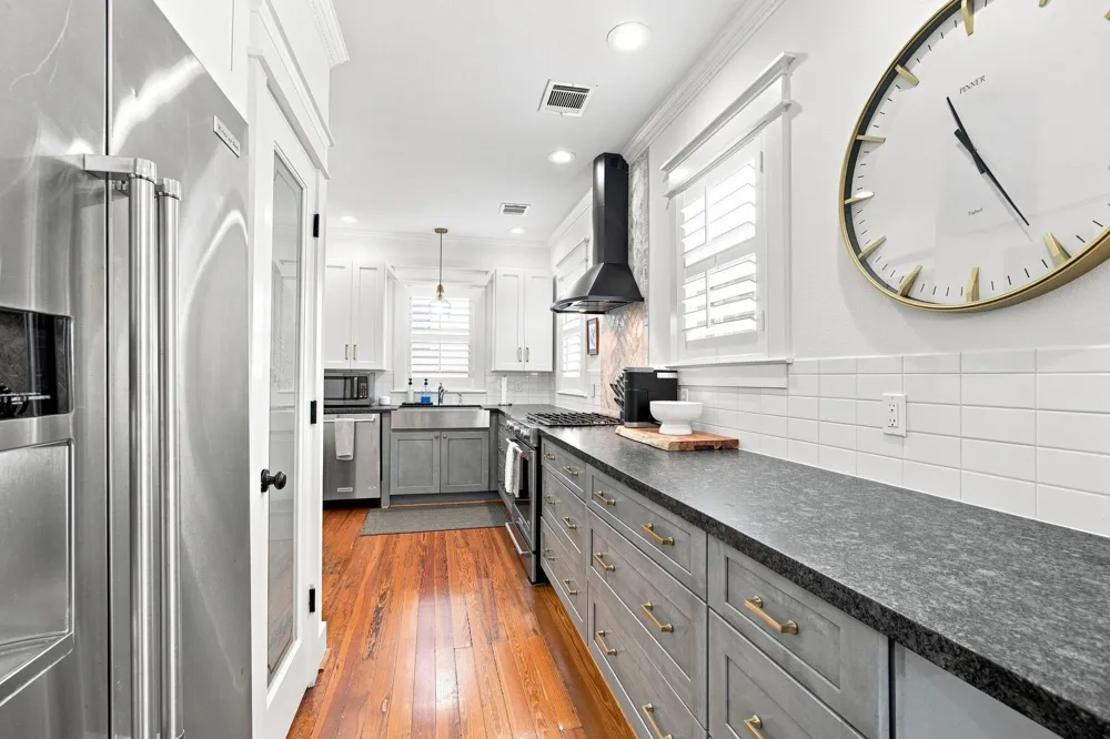 4618 Mcewen Street Houston, TX 77009