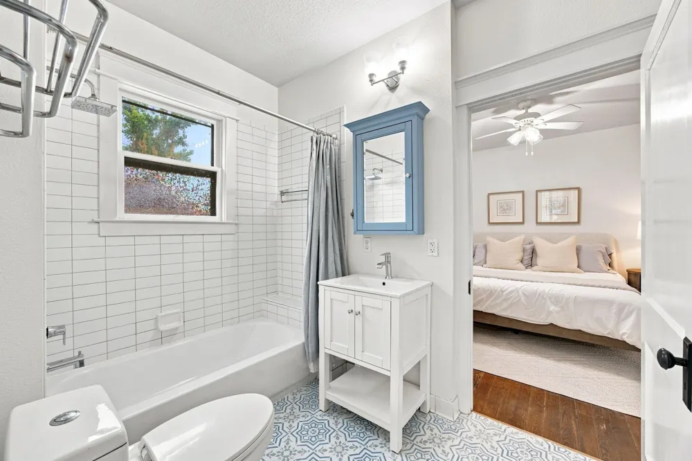 4618 Mcewen Street Houston, TX 77009
