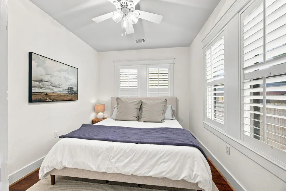 4618 Mcewen Street Houston, TX 77009