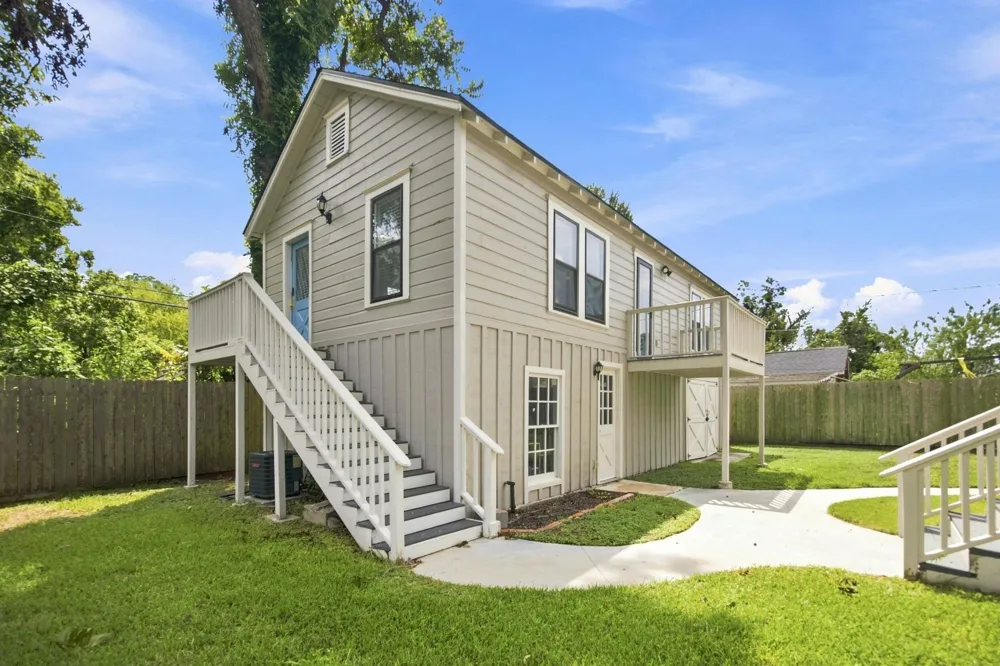 4618 Mcewen Street Houston, TX 77009