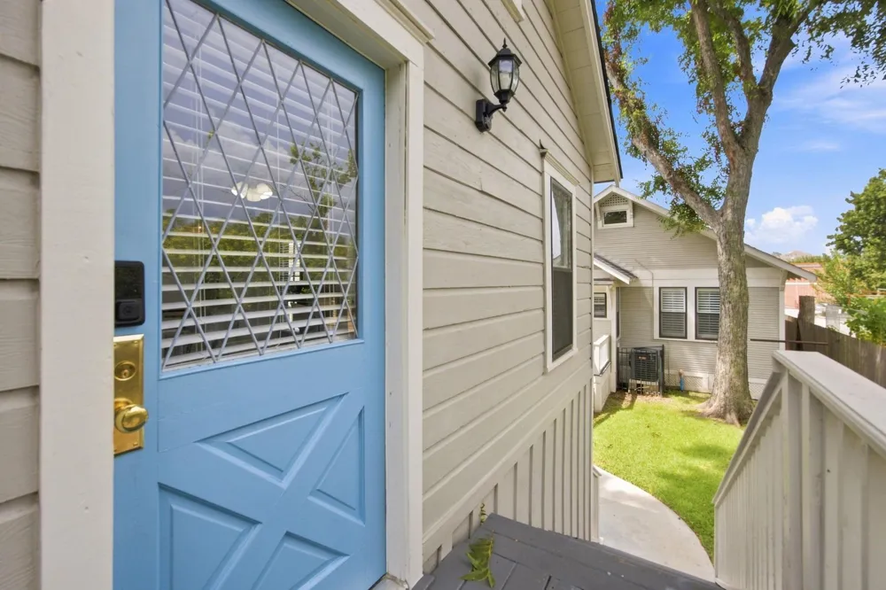 4618 Mcewen Street Houston, TX 77009