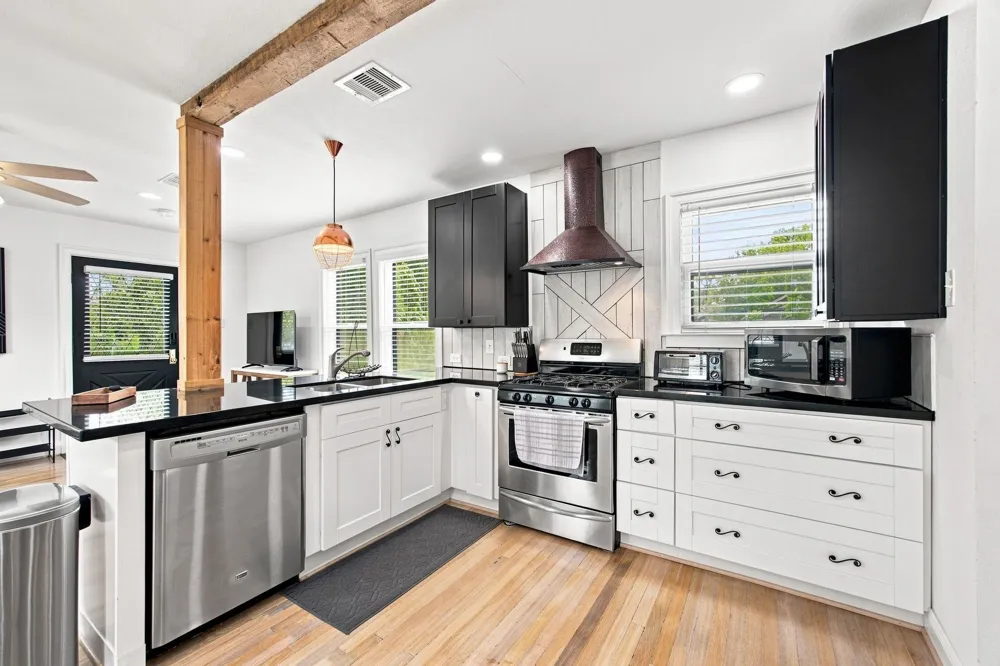 4618 Mcewen Street Houston, TX 77009
