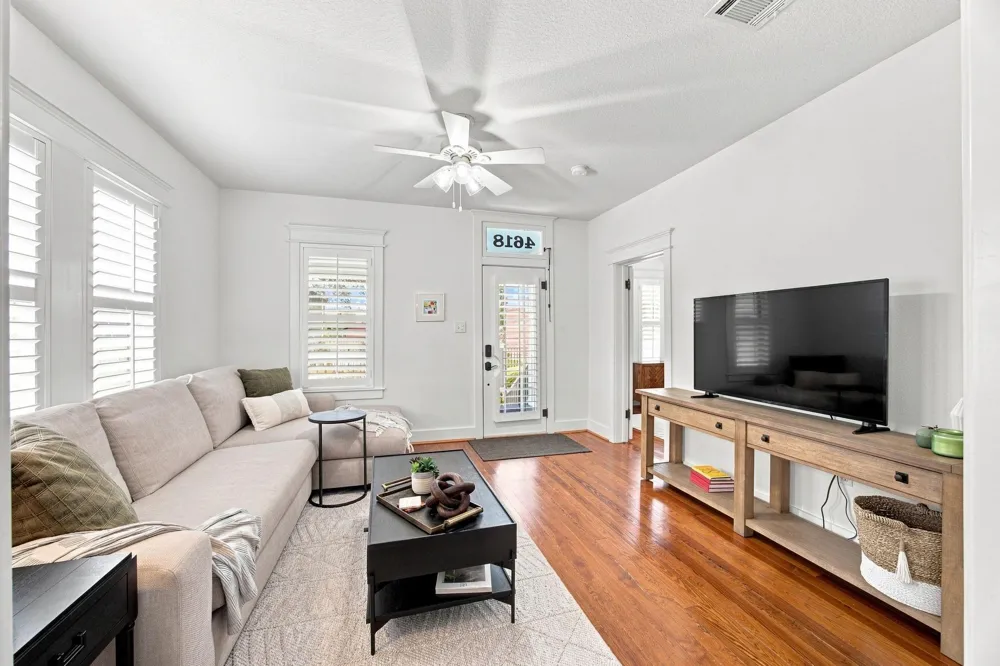 4618 Mcewen Street Houston, TX 77009
