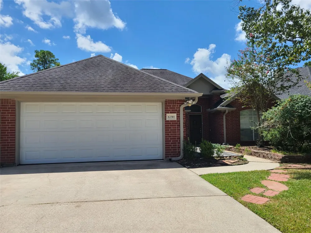 12311 Browning Drive Montgomery, TX 77356