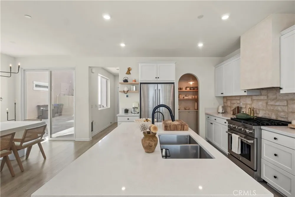 260 Summerville LN Palmdale, CA 93551