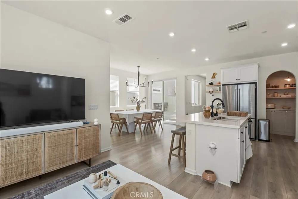 260 Summerville LN Palmdale, CA 93551