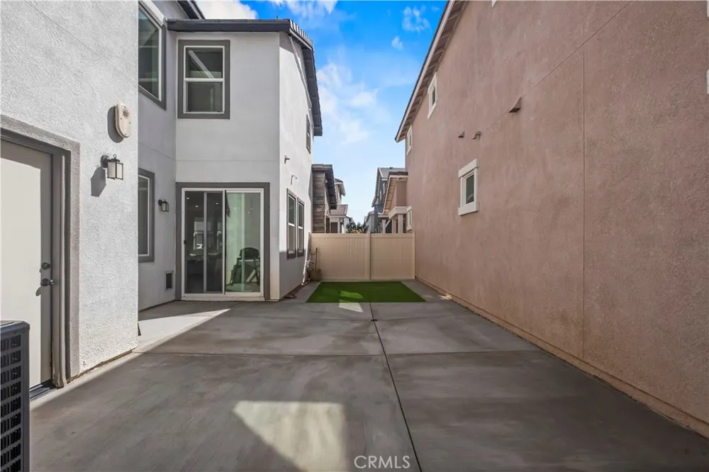 260 Summerville LN Palmdale, CA 93551