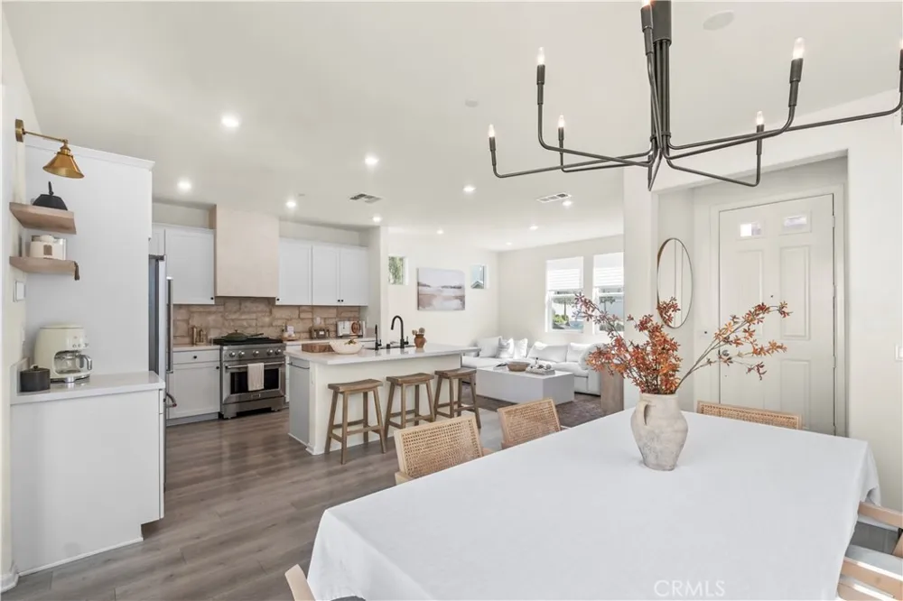 260 Summerville LN Palmdale, CA 93551