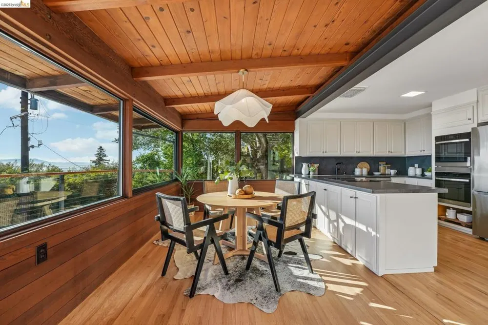 222 Panoramic Way Berkeley, CA 94704