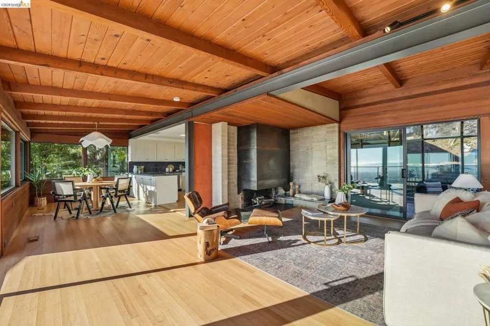 222 Panoramic Way Berkeley, CA 94704