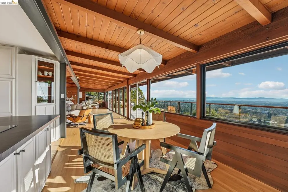222 Panoramic Way Berkeley, CA 94704