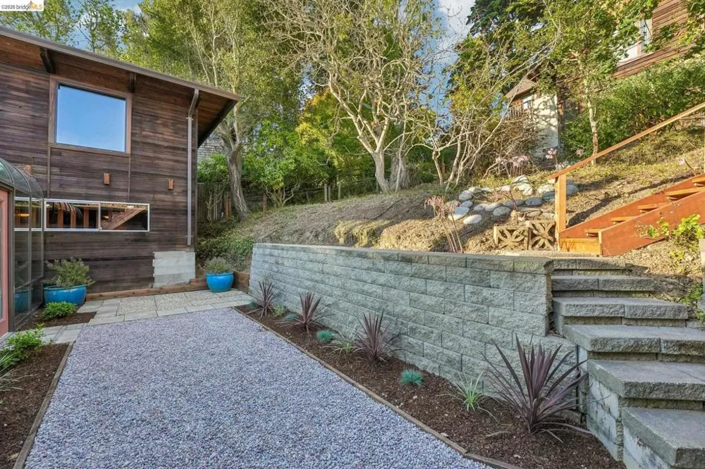 222 Panoramic Way Berkeley, CA 94704