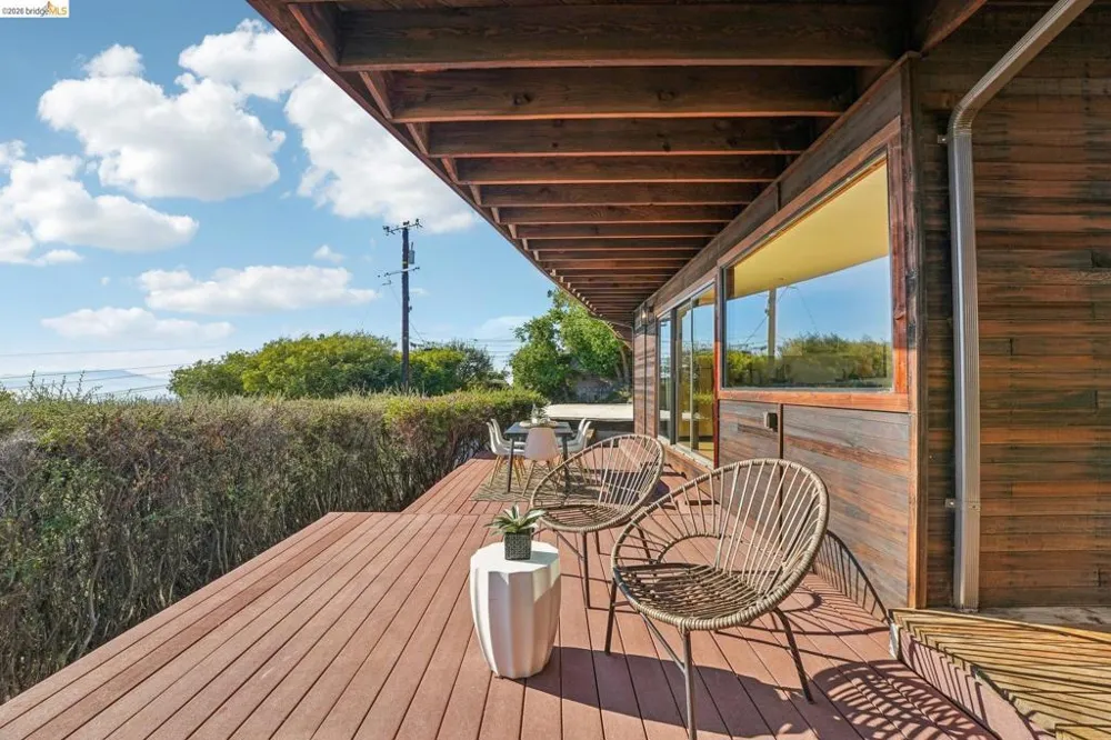 222 Panoramic Way Berkeley, CA 94704