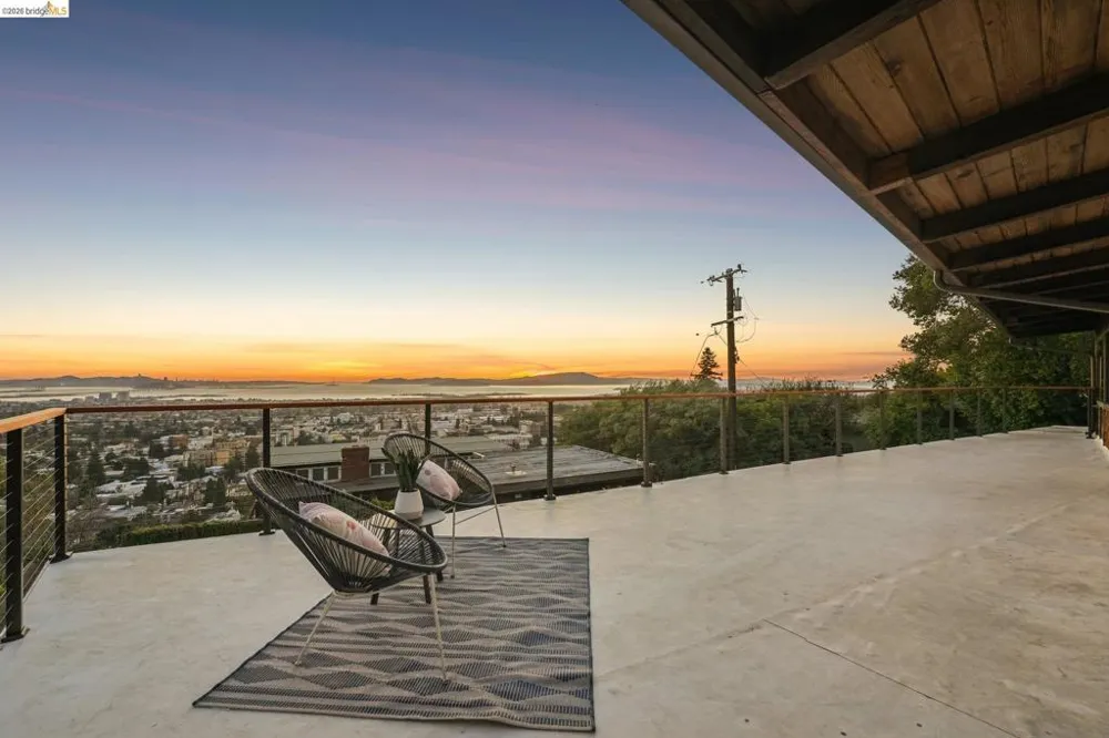 222 Panoramic Way Berkeley, CA 94704