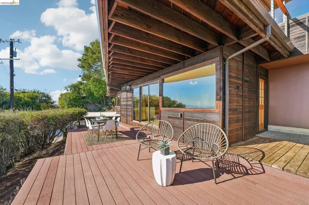 222 Panoramic Way Berkeley, CA 94704