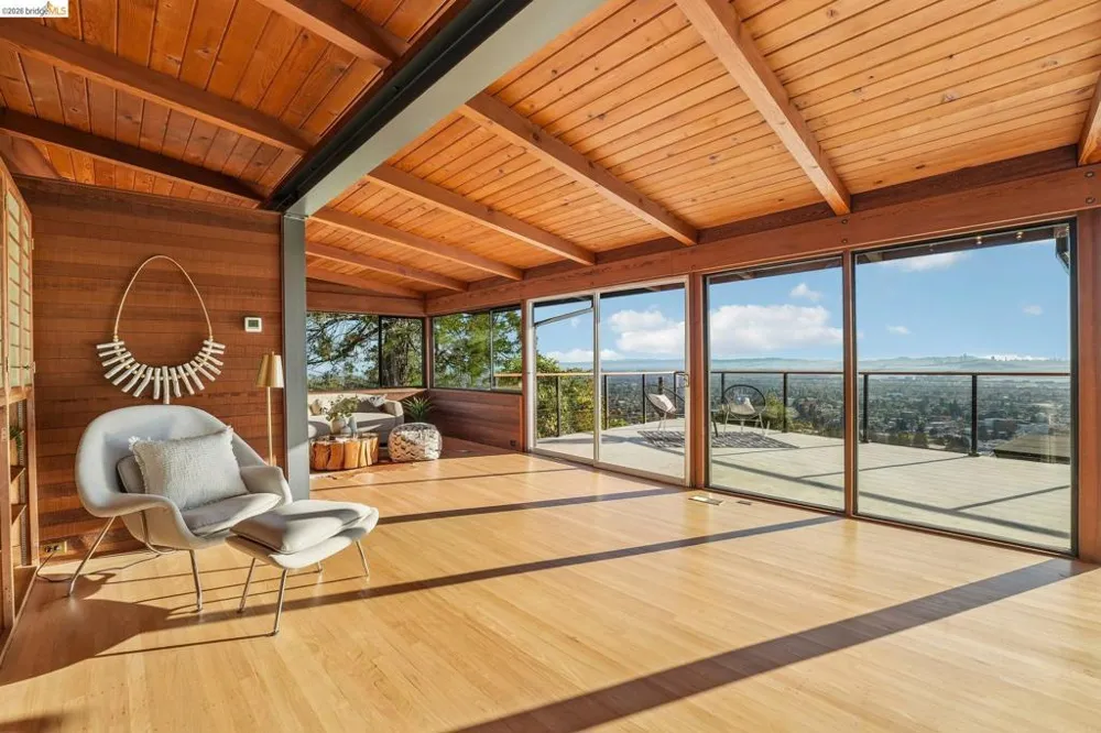 222 Panoramic Way Berkeley, CA 94704