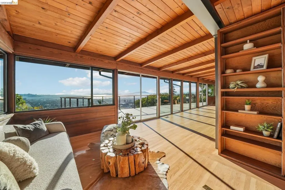 222 Panoramic Way Berkeley, CA 94704