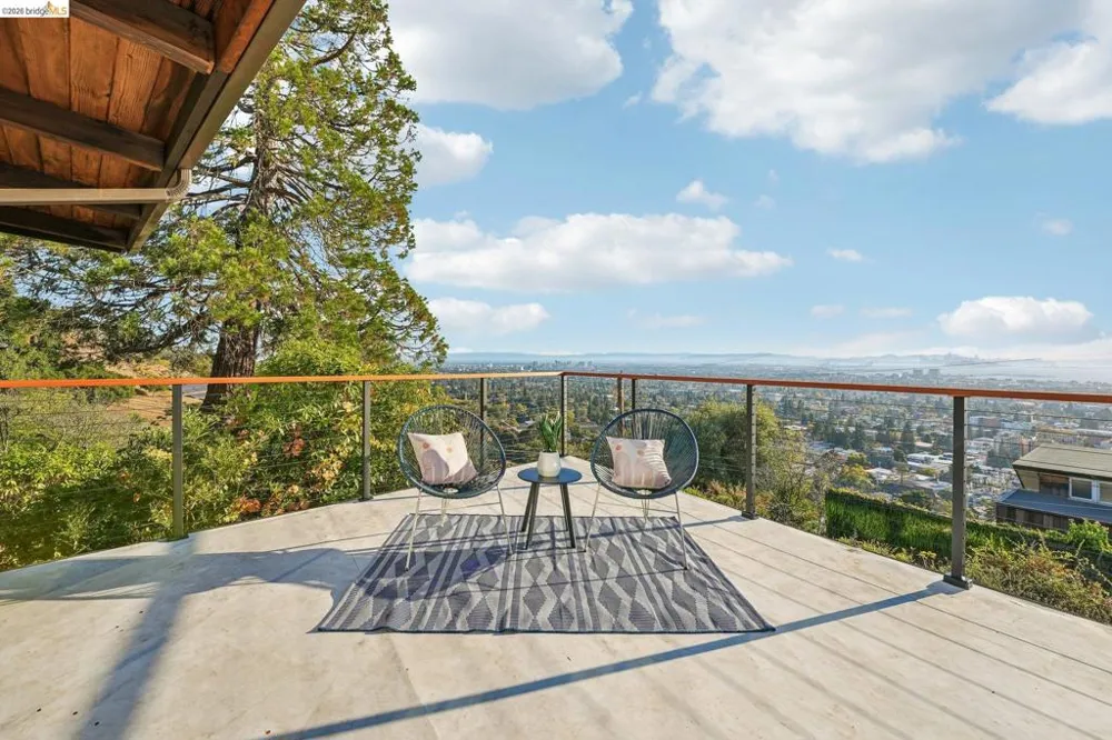 222 Panoramic Way Berkeley, CA 94704
