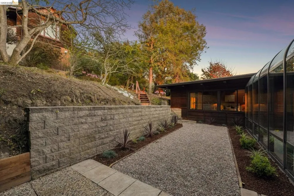 222 Panoramic Way Berkeley, CA 94704