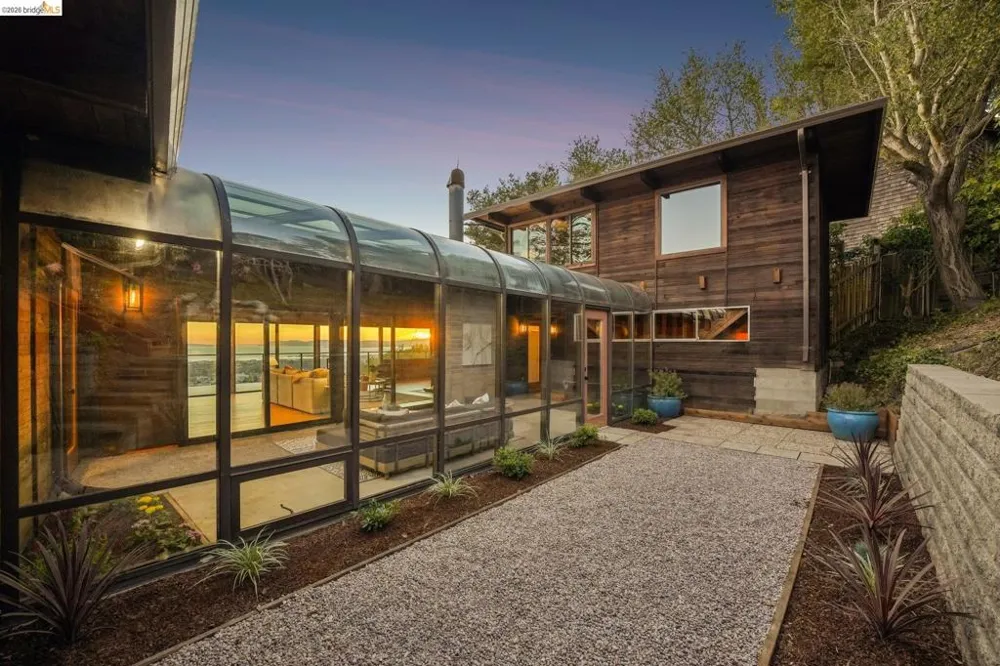 222 Panoramic Way Berkeley, CA 94704