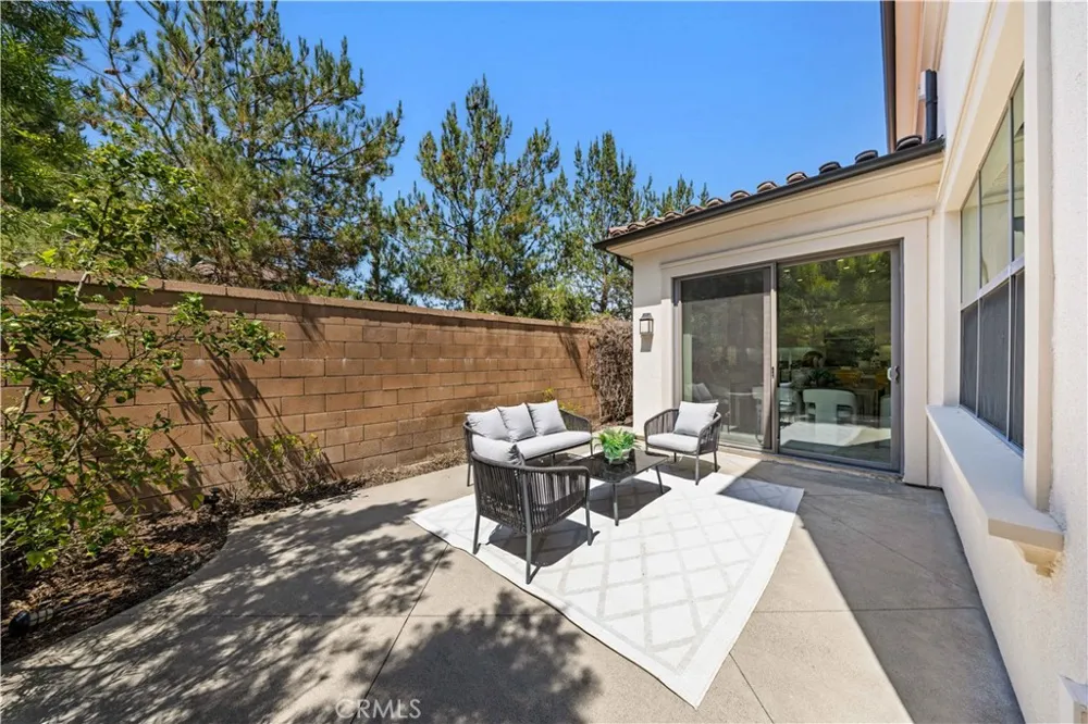 68 tollson Irvine, CA 92620