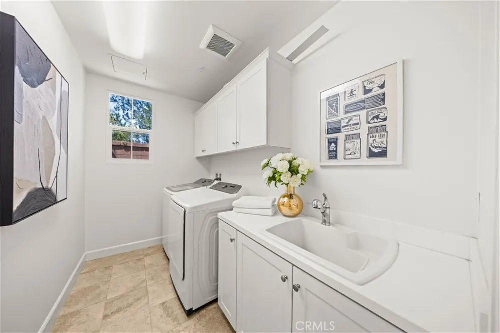 68 tollson Irvine, CA 92620