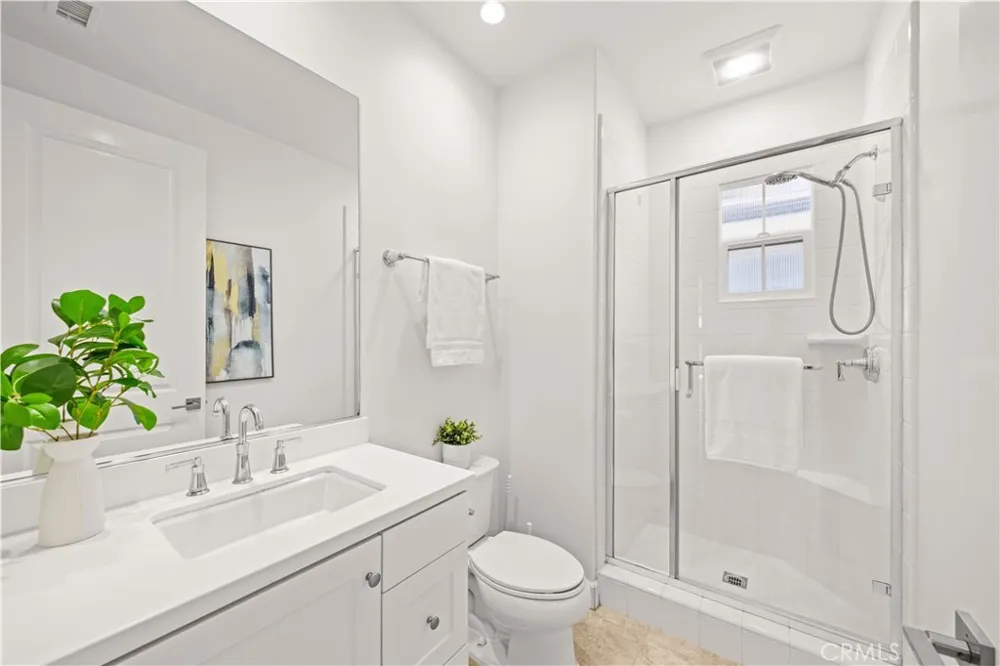 68 tollson Irvine, CA 92620