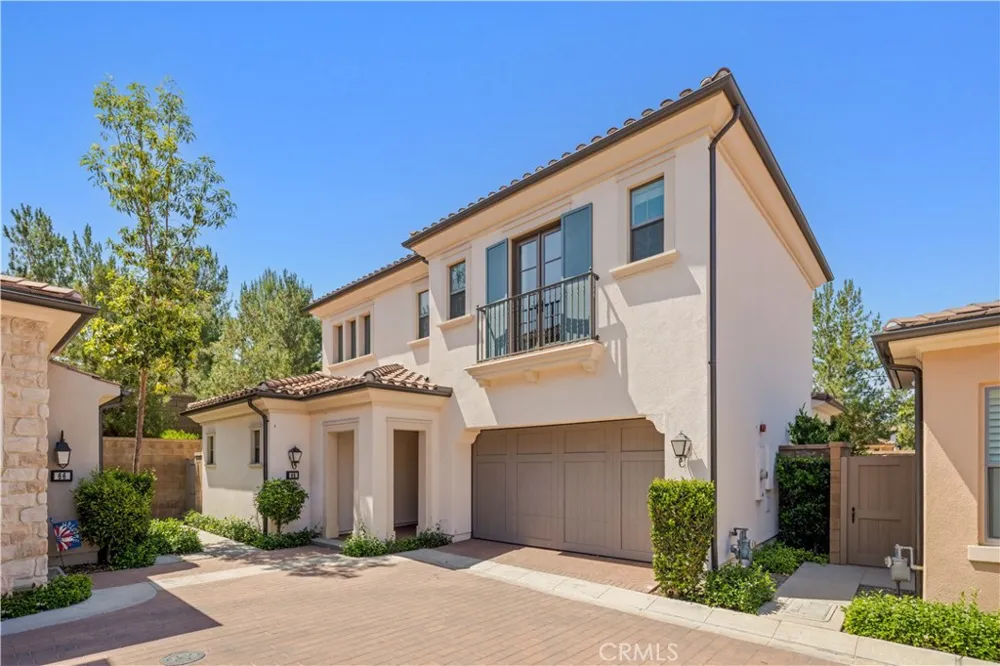 68 tollson Irvine, CA 92620