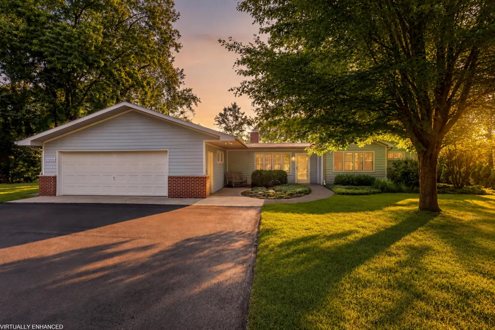 2500 Roncy Road Benton Harbor, MI 49022