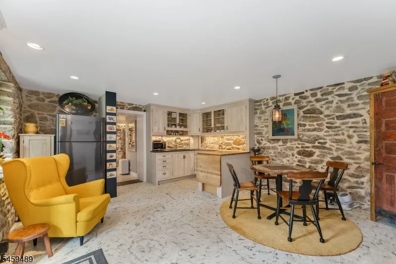 152 Route 627 Pohatcong, NJ 08865