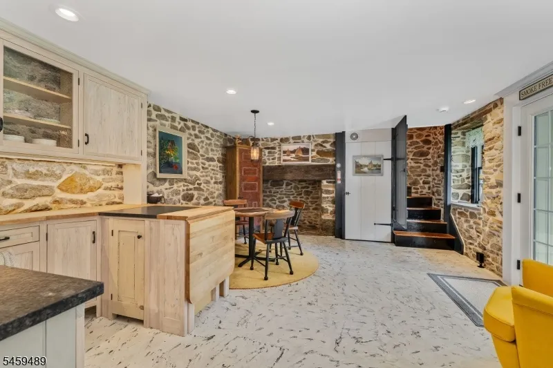 152 Route 627 Pohatcong, NJ 08865