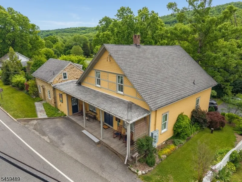 152 Route 627 Pohatcong, NJ 08865