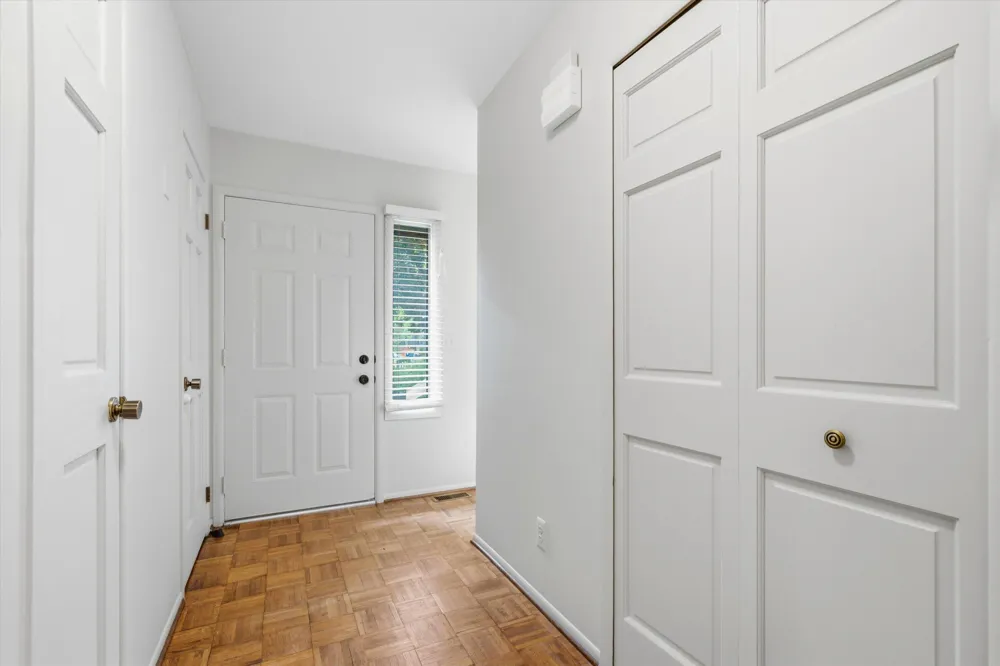 2031 Pauline Court Ann Arbor, MI 48103