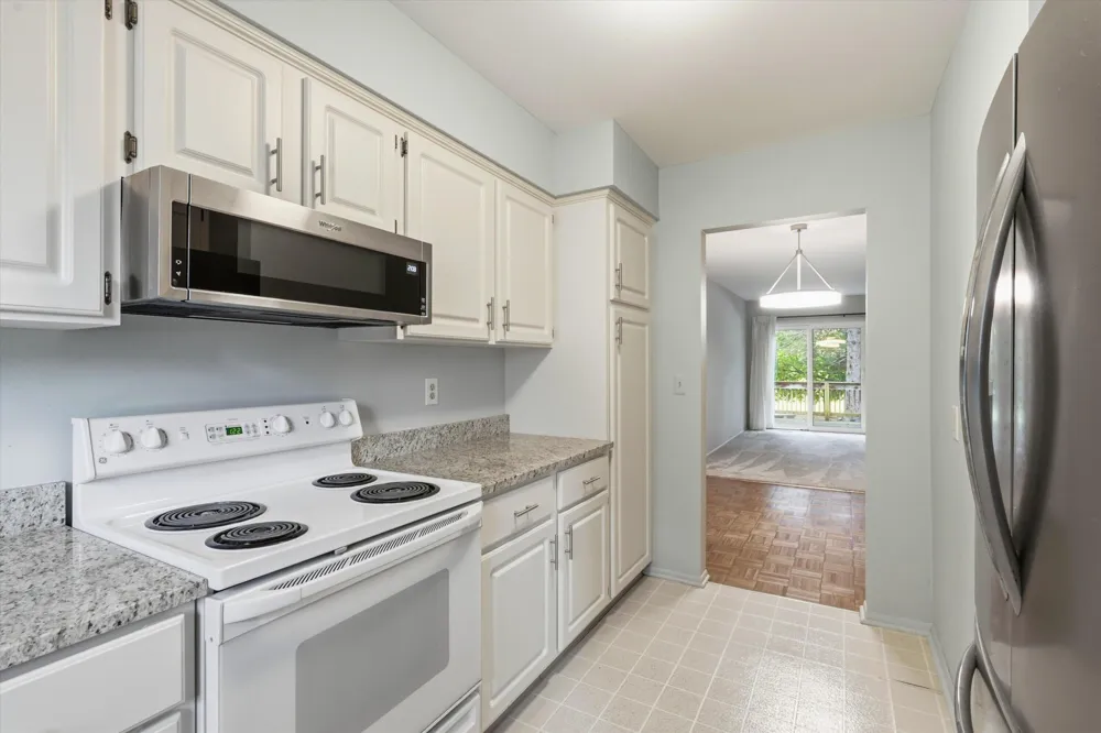 2031 Pauline Court Ann Arbor, MI 48103