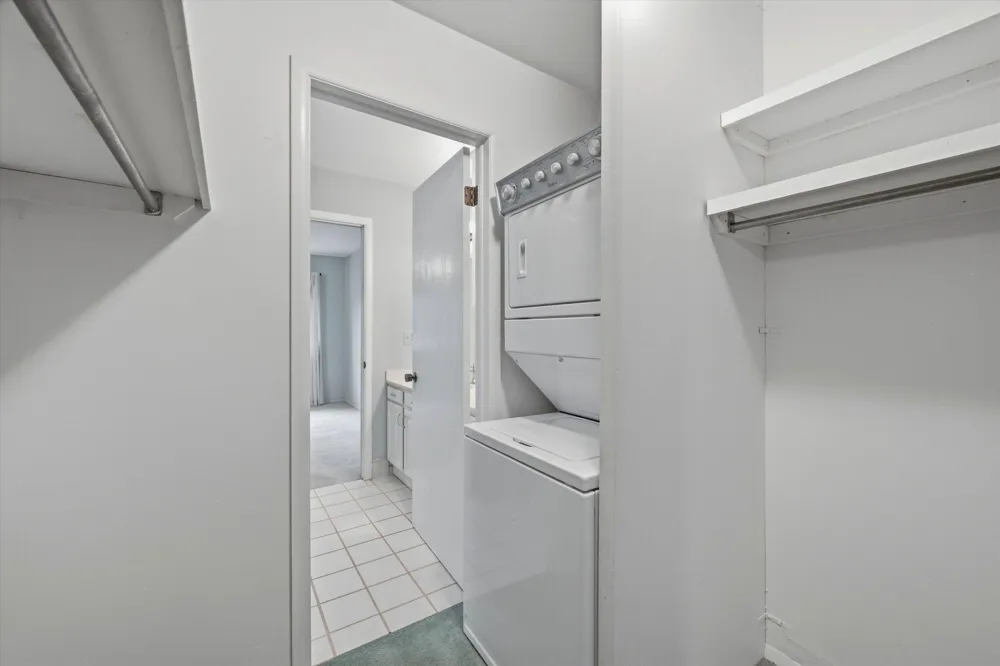 2031 Pauline Court Ann Arbor, MI 48103