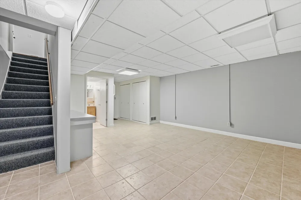 2031 Pauline Court Ann Arbor, MI 48103