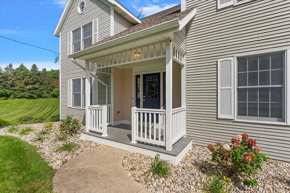 1977 Post Drive NE Belmont, MI 49306