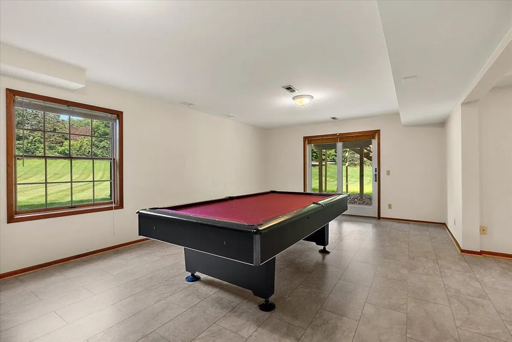 1977 Post Drive NE Belmont, MI 49306