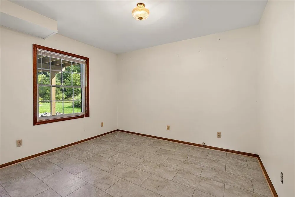 1977 Post Drive NE Belmont, MI 49306