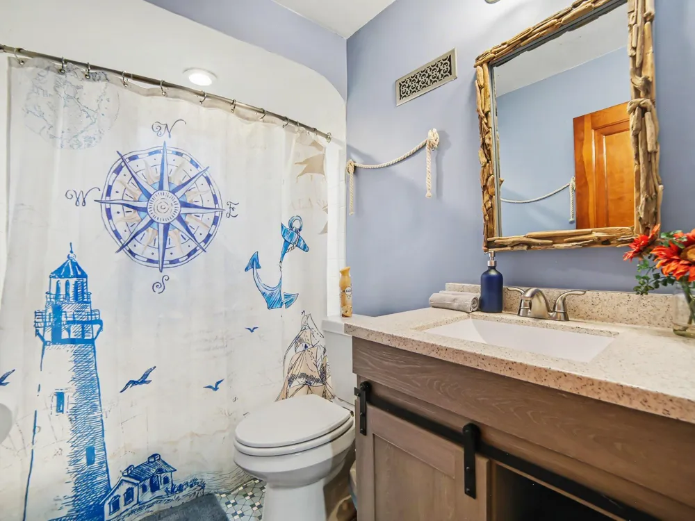2240 Miner Avenue Muskegon, MI 49441