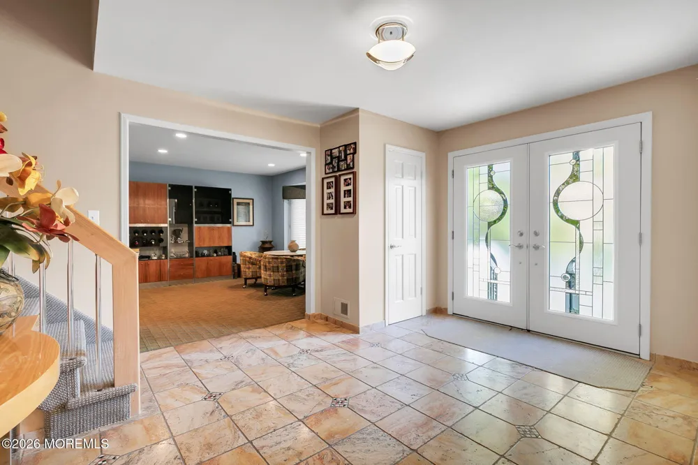7 Monroe Drive Marlboro, NJ 07746