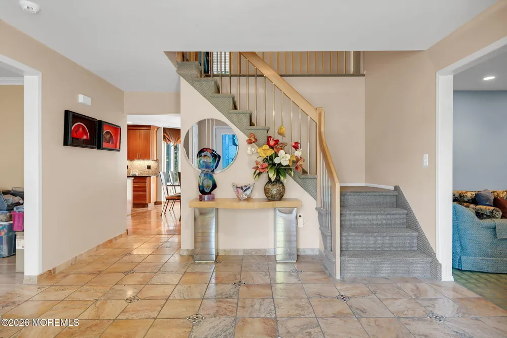 7 Monroe Drive Marlboro, NJ 07746